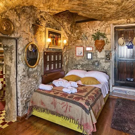 Apartment Bijoux In Centro Storico Cagliari